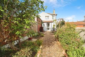 HURST GREEN- click for photo gallery